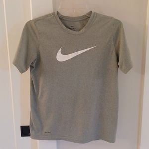 Nike dri-fit XL Tshirt